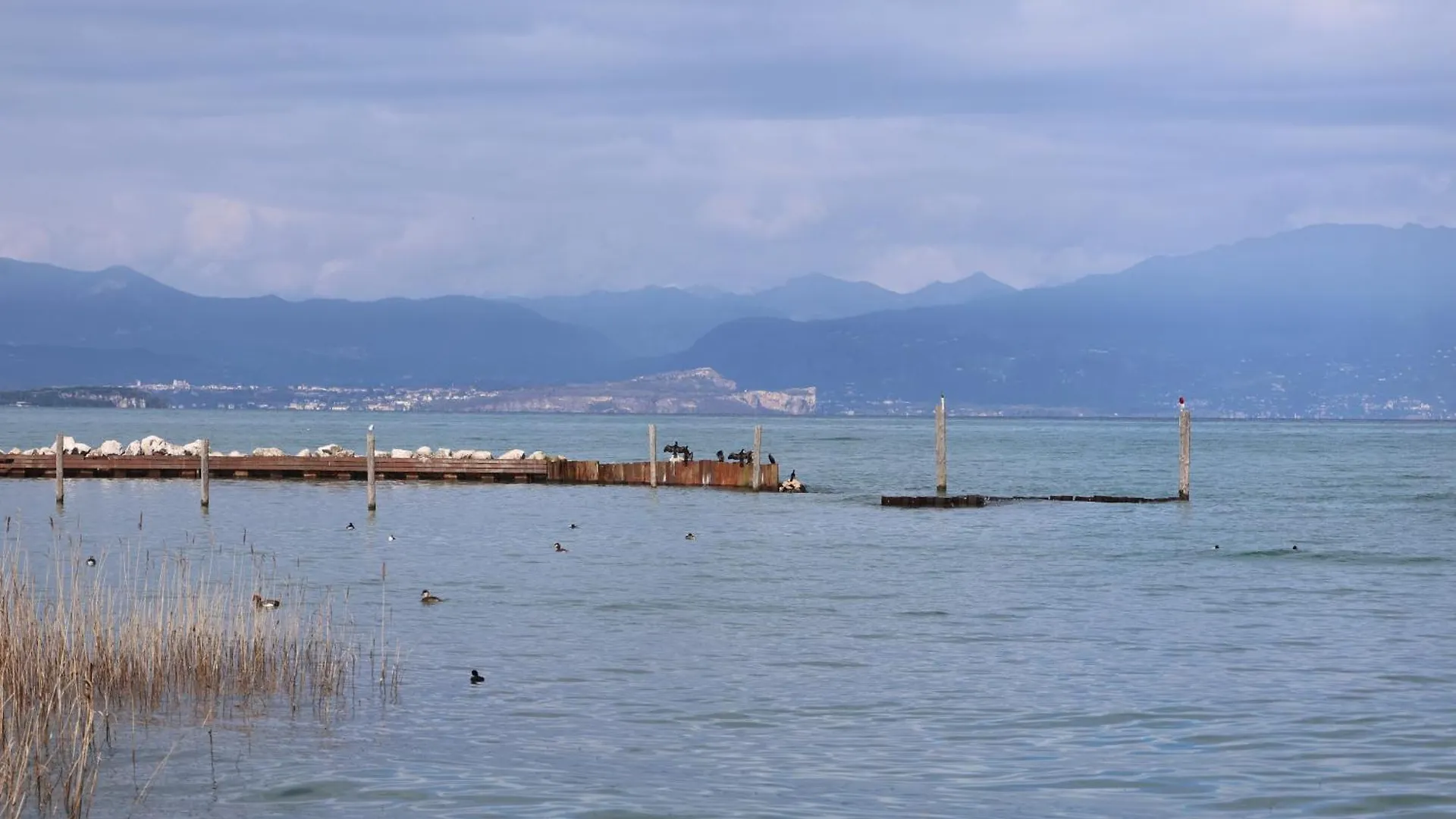 Eco Lake Apartments Peschiera del Garda Italy