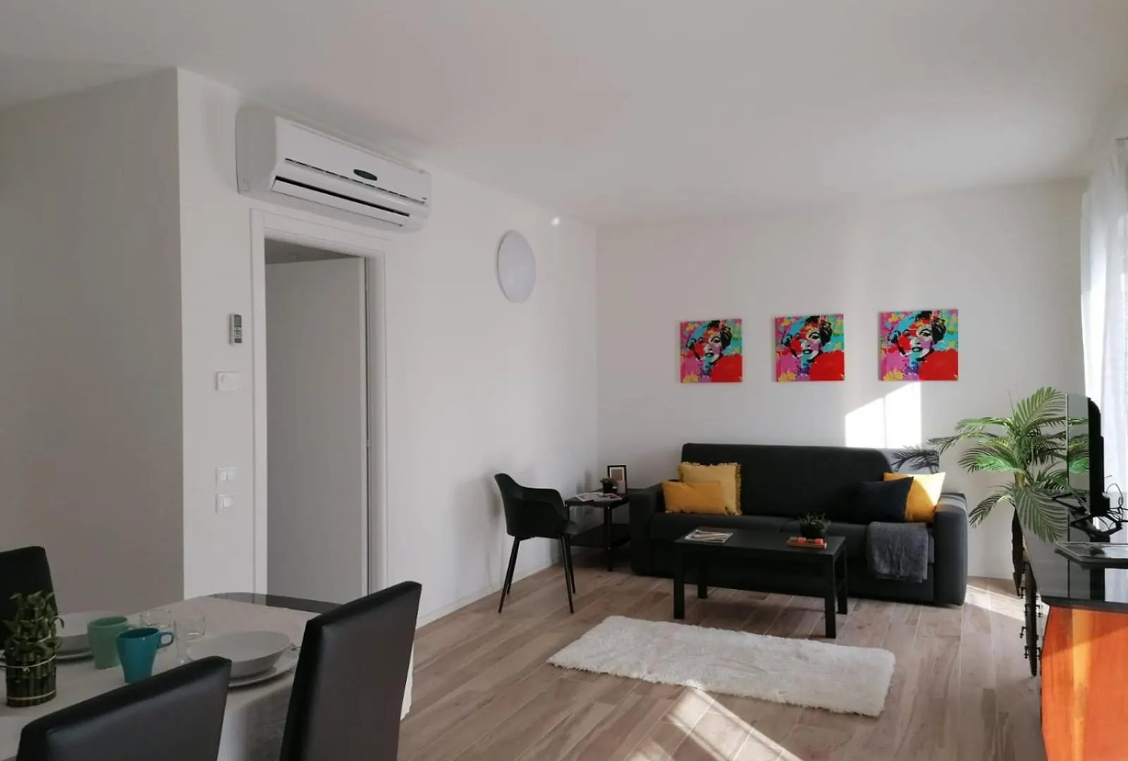 Eco Lake Apartments 佩斯基耶拉德加达