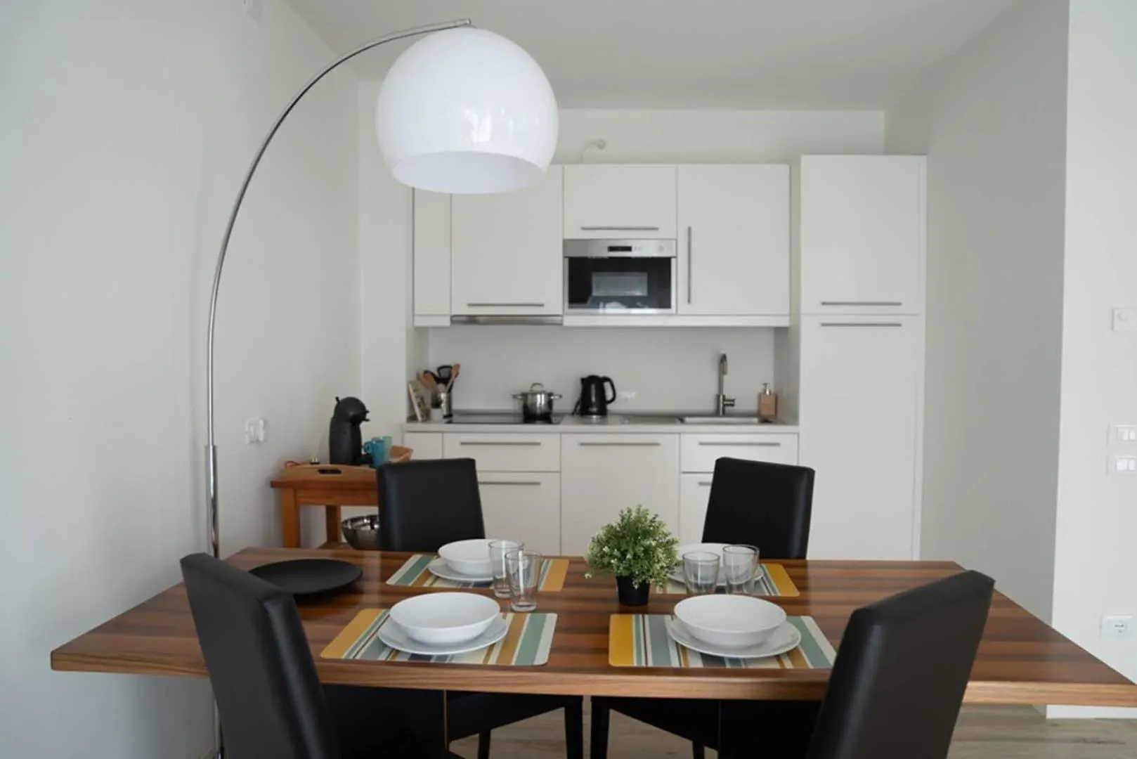 Eco Lake Apartments 佩斯基耶拉德加达